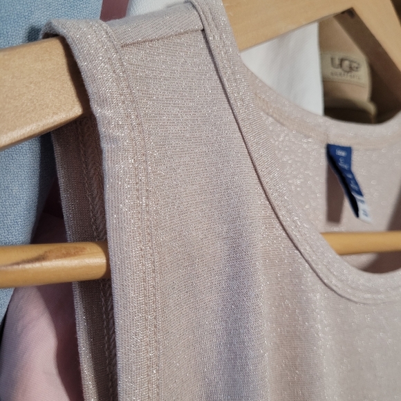 Pink Bamboo Sparkle NEW Old Navy Tank - Size Small Petite - Picture 6 of 10